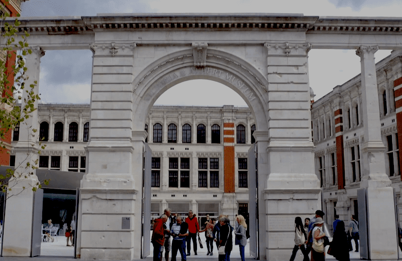 V&A Sackler Courtyard
